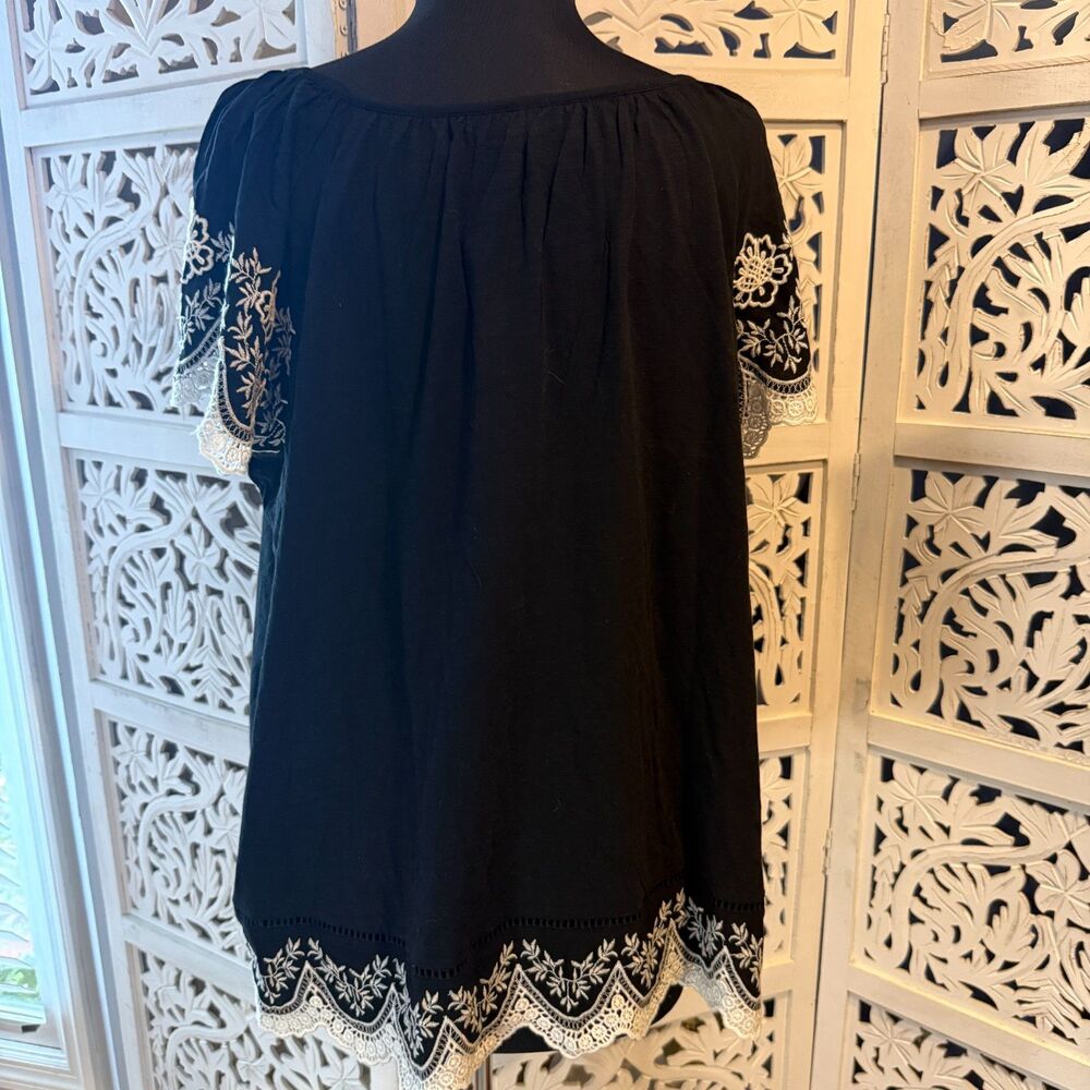 Style and Company Size 3x Woman Black With White embelishments